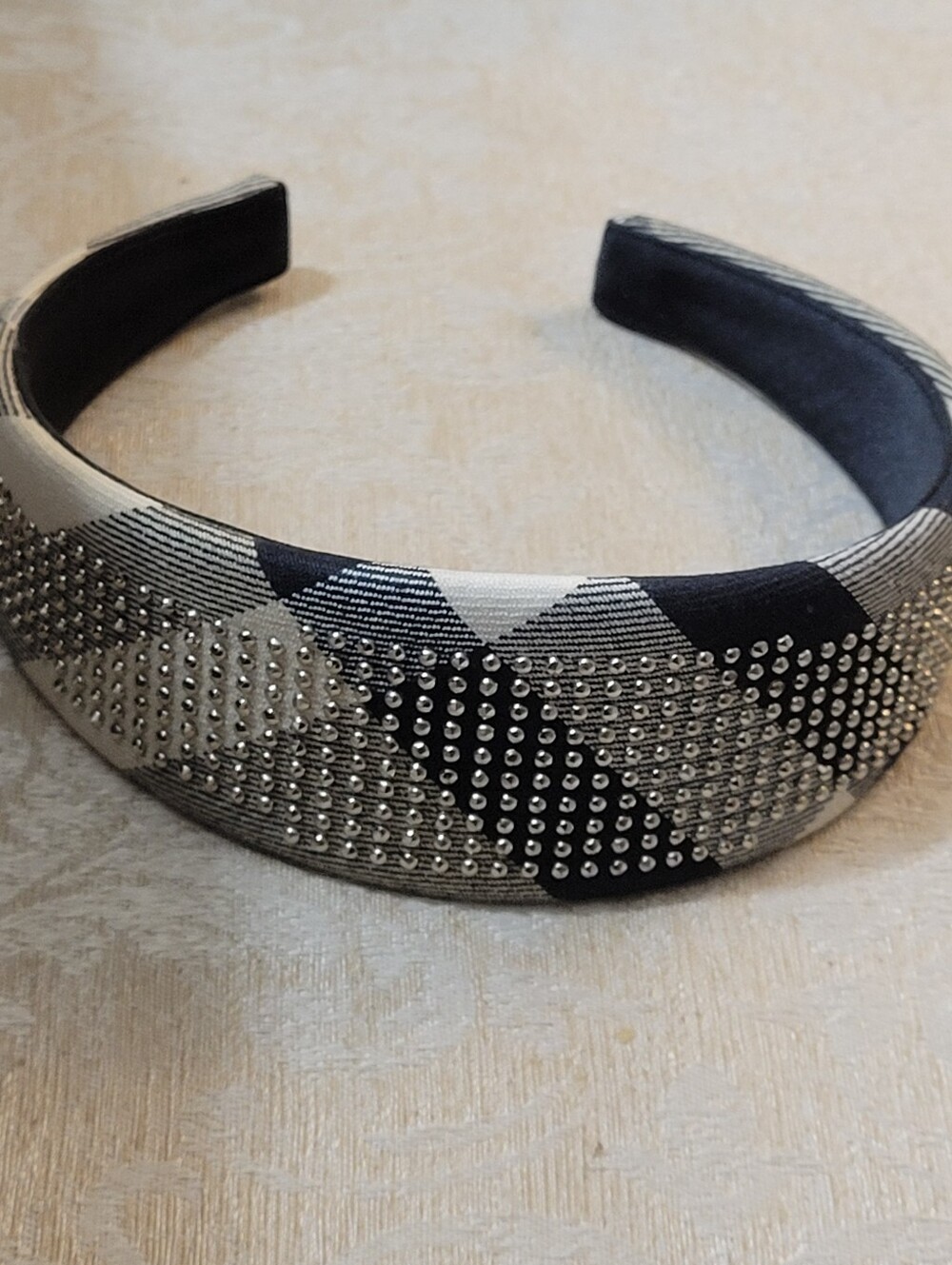 BURBERRY BEADED HEADBAND EUC